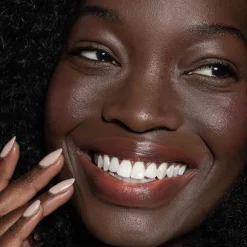 Balmy Tint Hydrating Lip Balm Baume à Lèvres Teinté