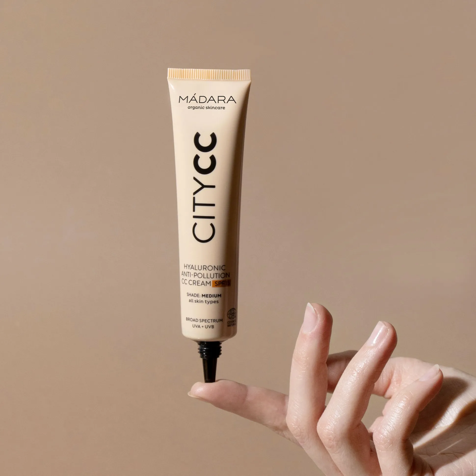 City CC Hyaluronic Anti-pollution CC Cream SPF15