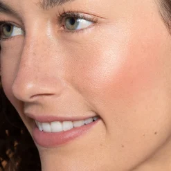 Liquid Light Sérum Enlumineur de Teint