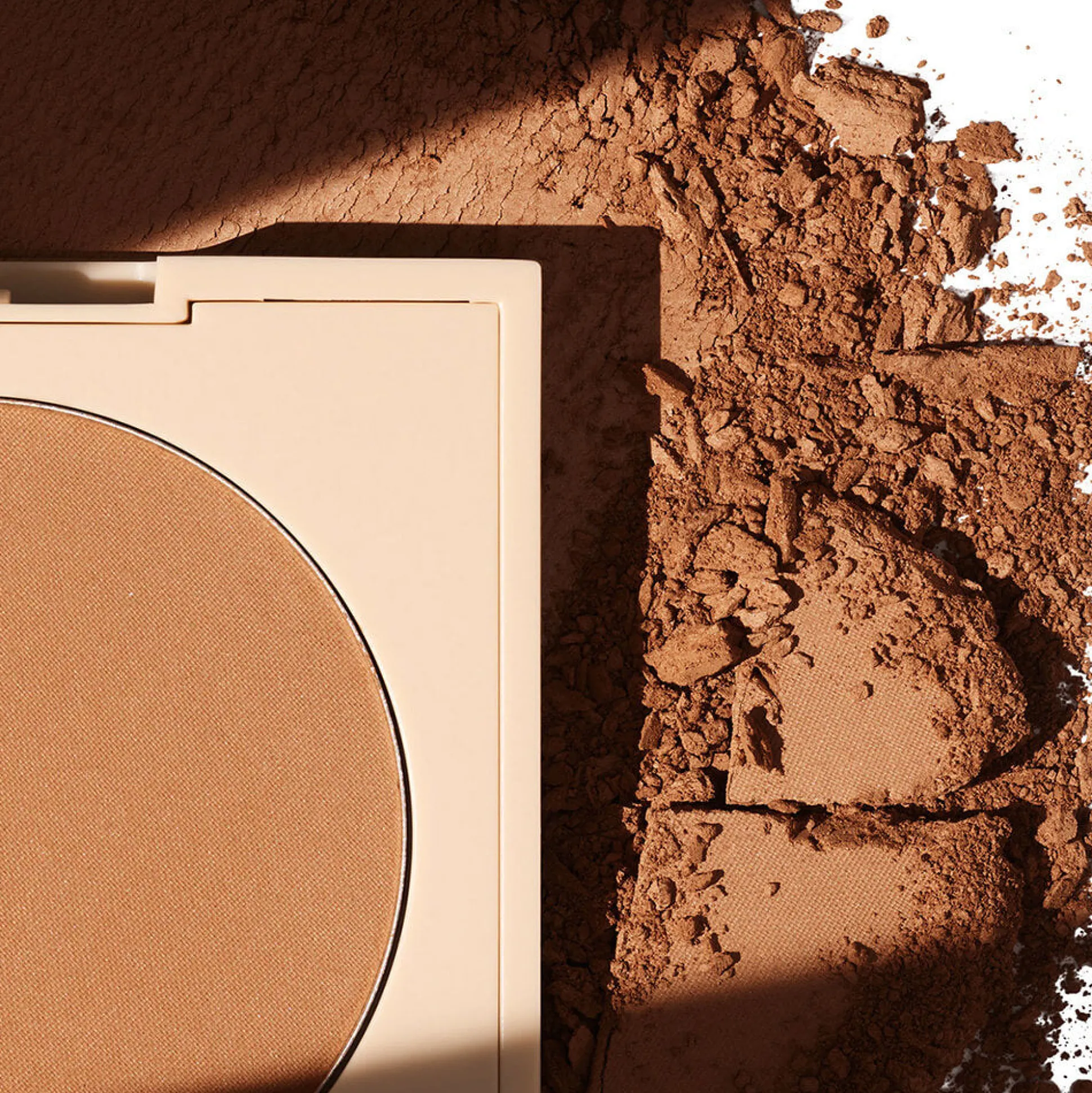 Nightlite Bronzing Powder Poudre de Soleil