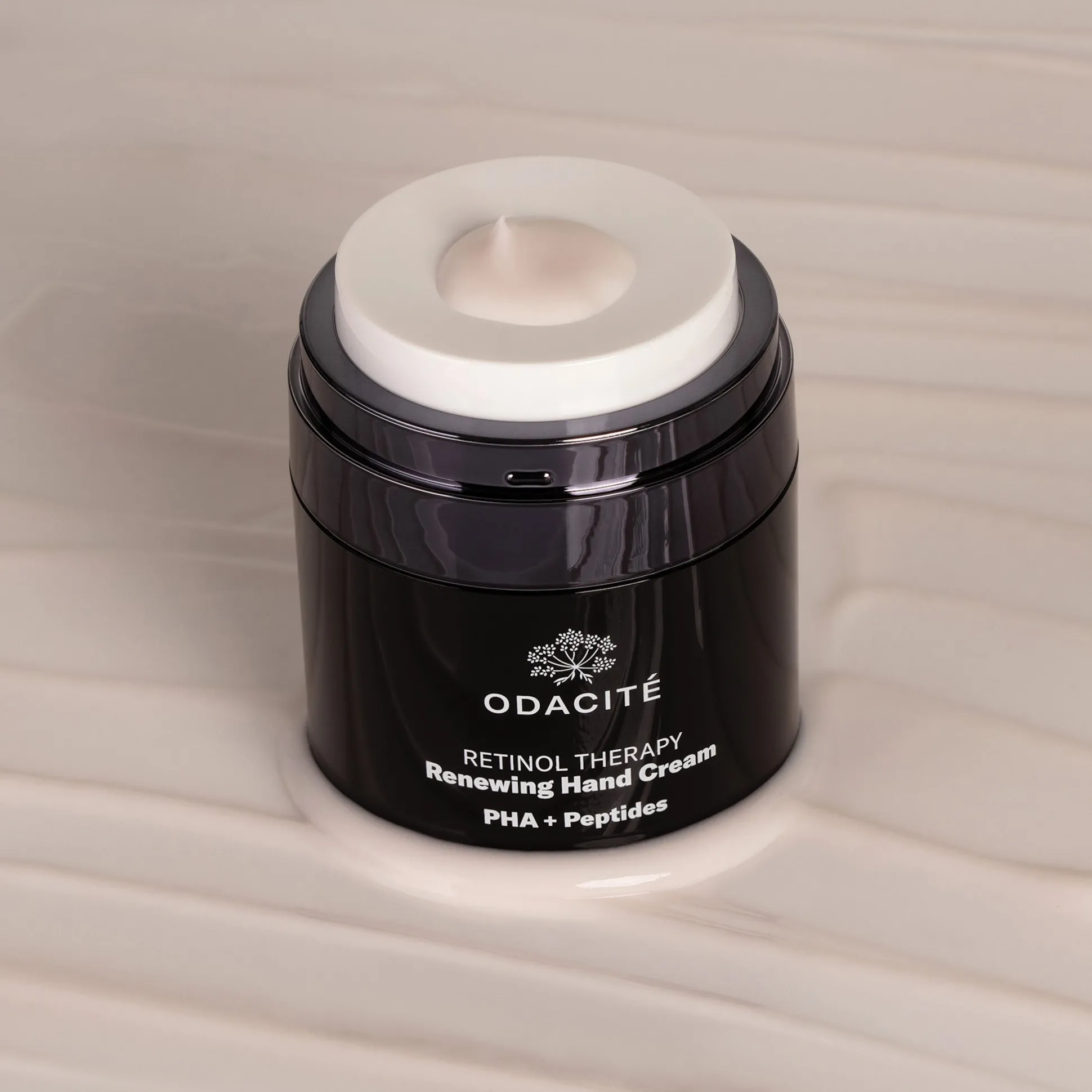 Retinol Therapy Renewing Hand Cream Crème Main Revitalisante