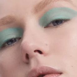 Satin Kajal Liner Crayon Yeux