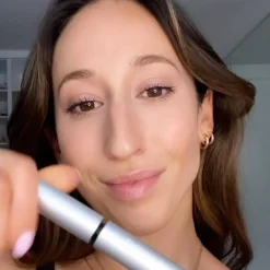 Straight Up Volumizing Peptide Mascara