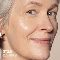 Super Serum Skin Tint SPF30 Fond de Teint Léger