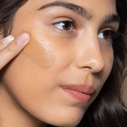 True Skin Foundation Fond de Teint Sérum