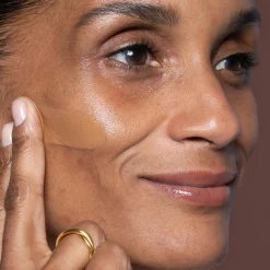 True Skin Foundation Fond de Teint Sérum